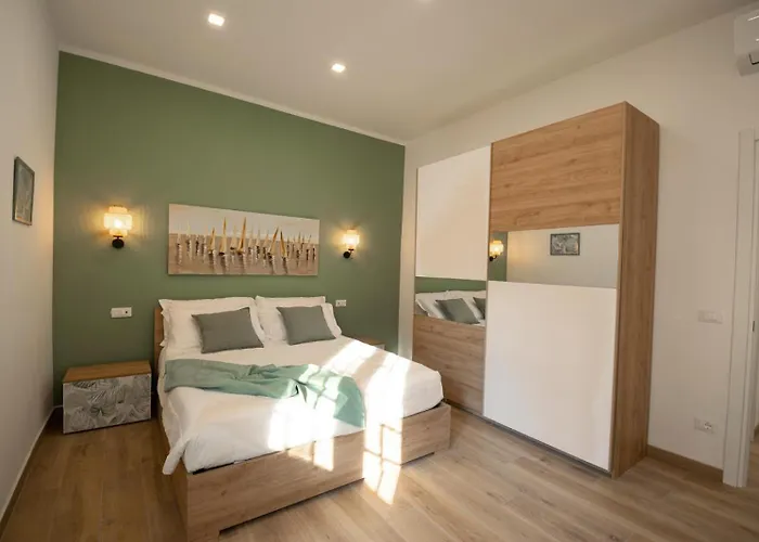 Metro A - Hedera & Bloom Apartment *